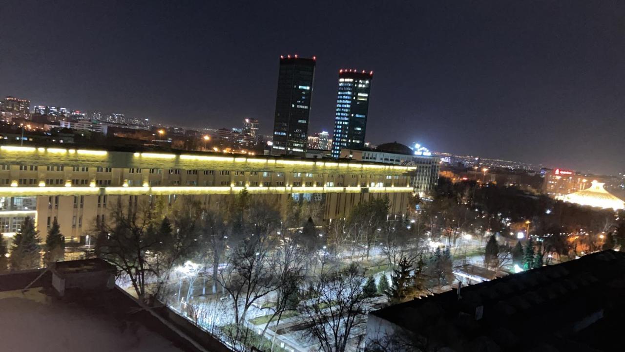 Квартира В Центре Алматы Exteriér fotografie